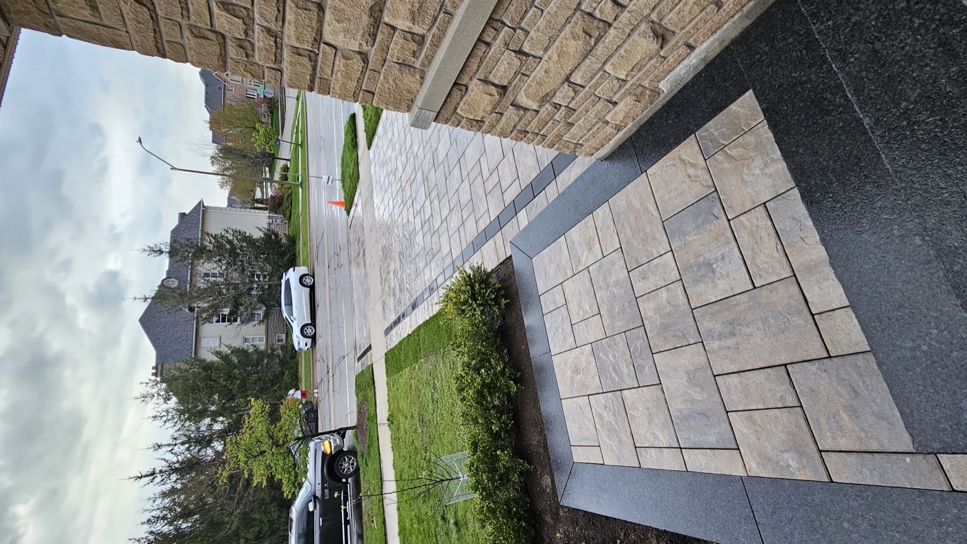 Front Walkway & Driveway