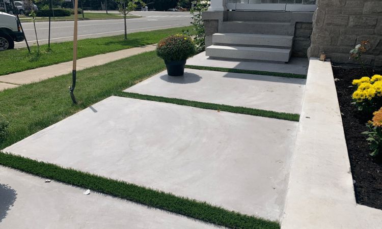 Stylish Concrete Walkway